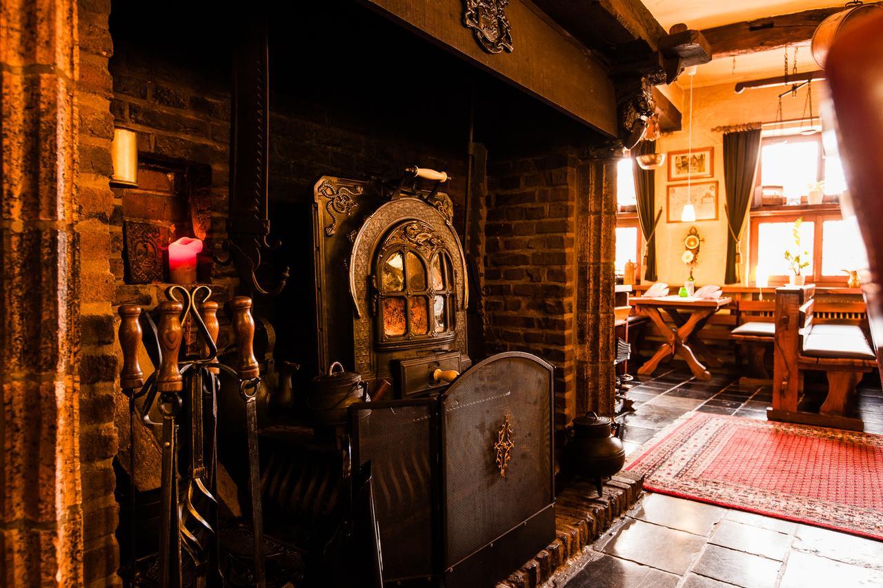 Hotel-Restaurant Gasthof Peters Anno 1650 Selfkant Dış mekan fotoğraf