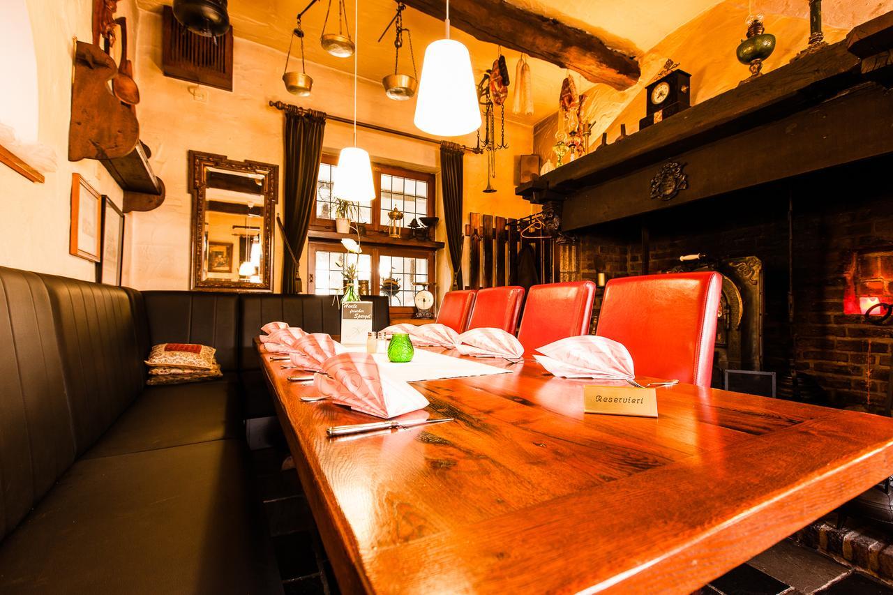 Hotel-Restaurant Gasthof Peters Anno 1650 Selfkant Dış mekan fotoğraf