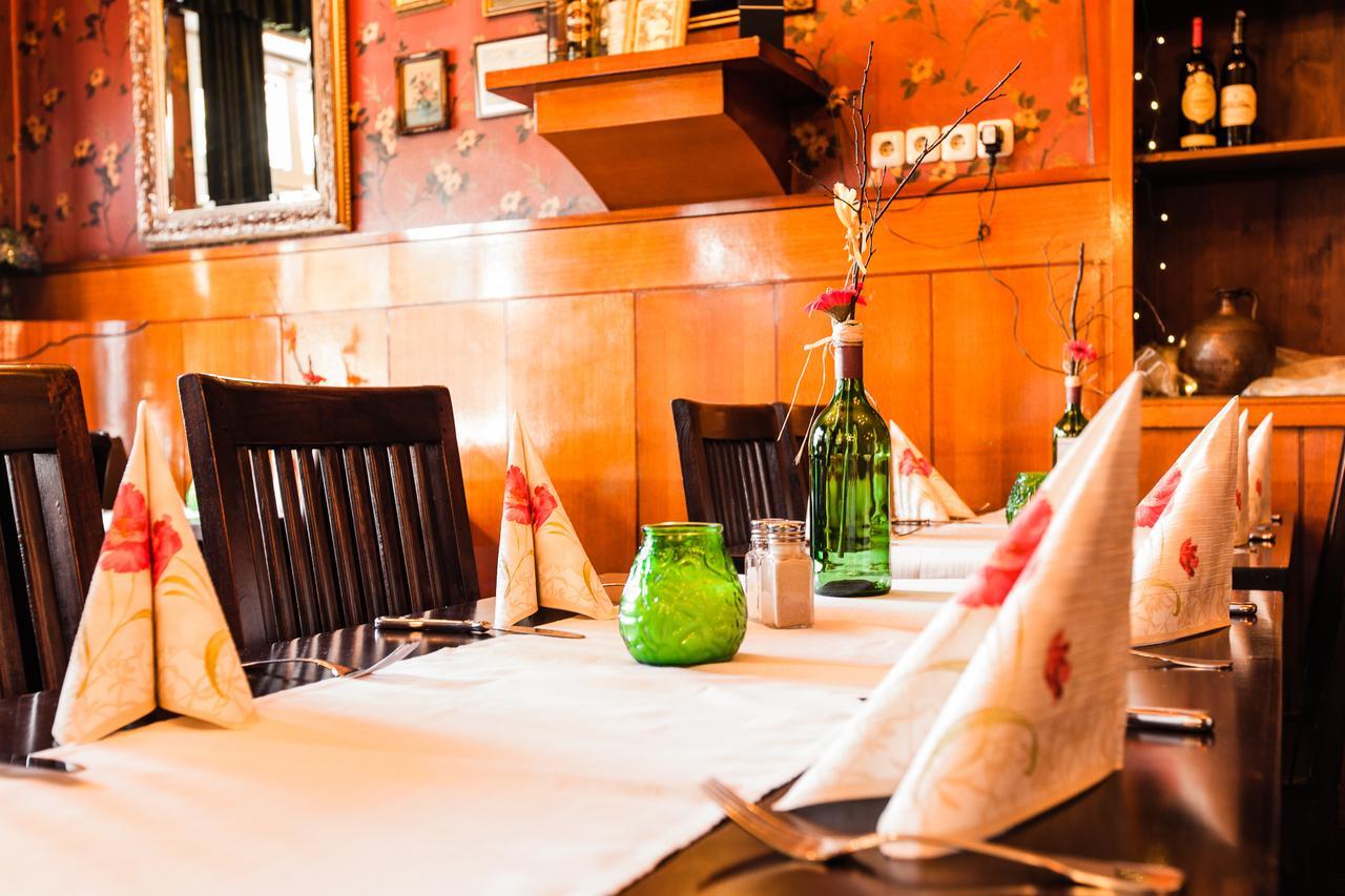 Hotel-Restaurant Gasthof Peters Anno 1650 Selfkant Dış mekan fotoğraf